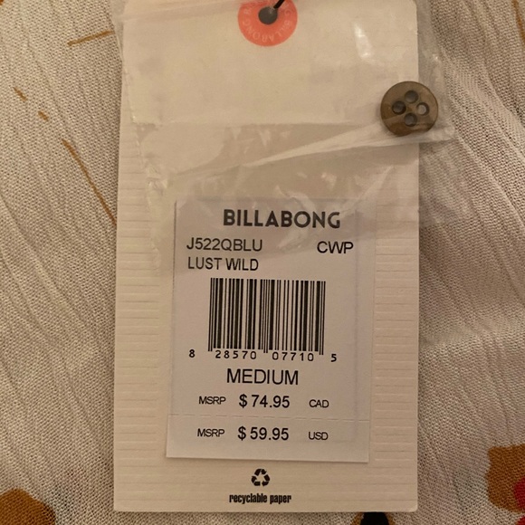 Billabong Cropped V-neck Long Sleeve - Picture 7 of 7